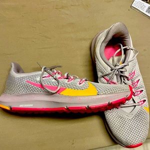 Nike Women’s Mesh Trainers